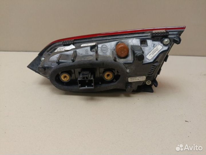 Фонарь внутренний задний левый Skoda Rapid 2021