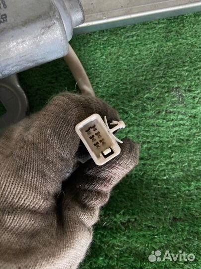 Стеклоподъемник передний правый Toyota Mark Ii