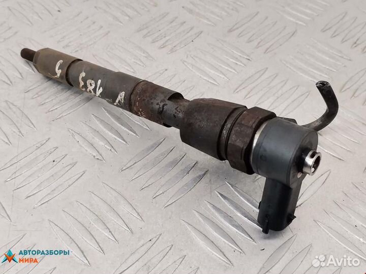 Форсунка Opel Vectra C рест. 2008 55198218