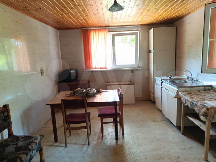 Коттедж 98 м² на участке 6 сот.