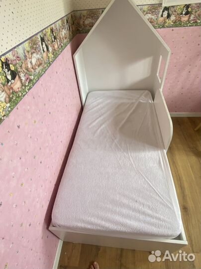 Детская кровать домик с матрасом