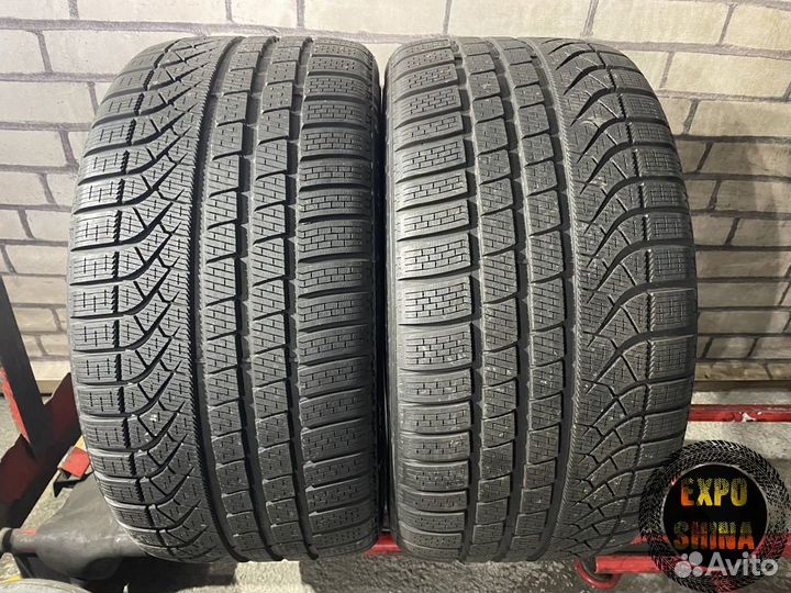 Pirelli P Zero Winter 295/30 R21 102W