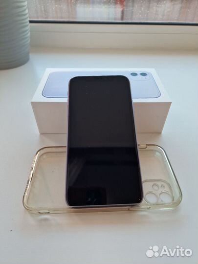iPhone 11, 64 ГБ