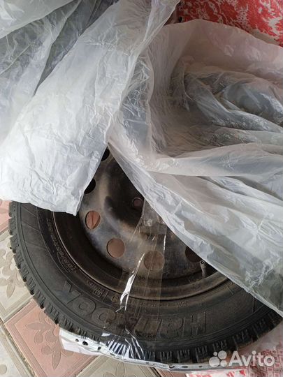 Hankook Winter I'Pike LV RW15 185/65 R15