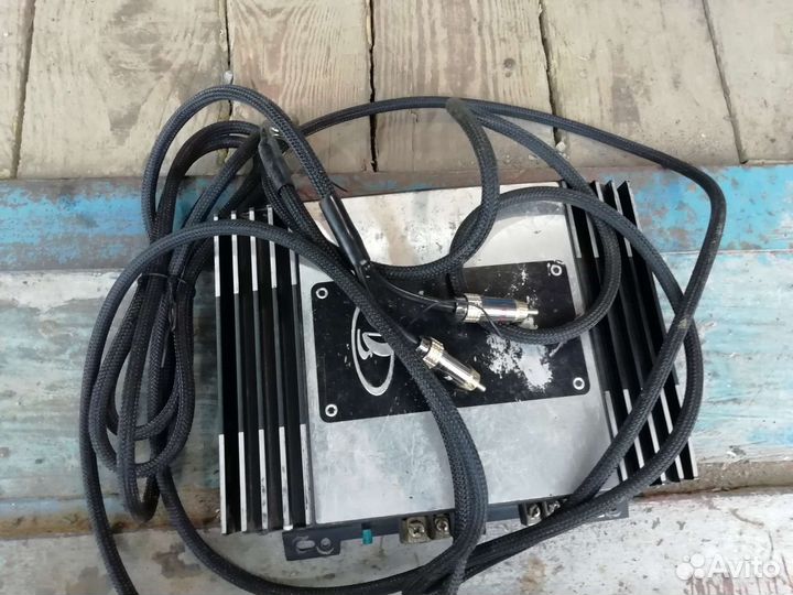 Усилитель автомобильный