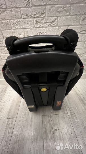 Автомобильное кресло recaro Германия