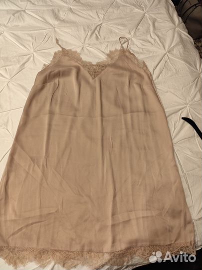 Платье в бельевом стиле H&M 50-52