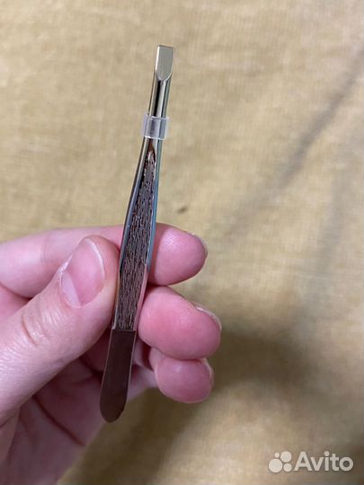 Пинцет для бровей