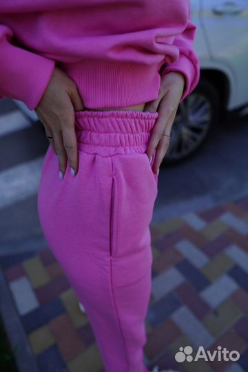 Спортивный костюм женский новый