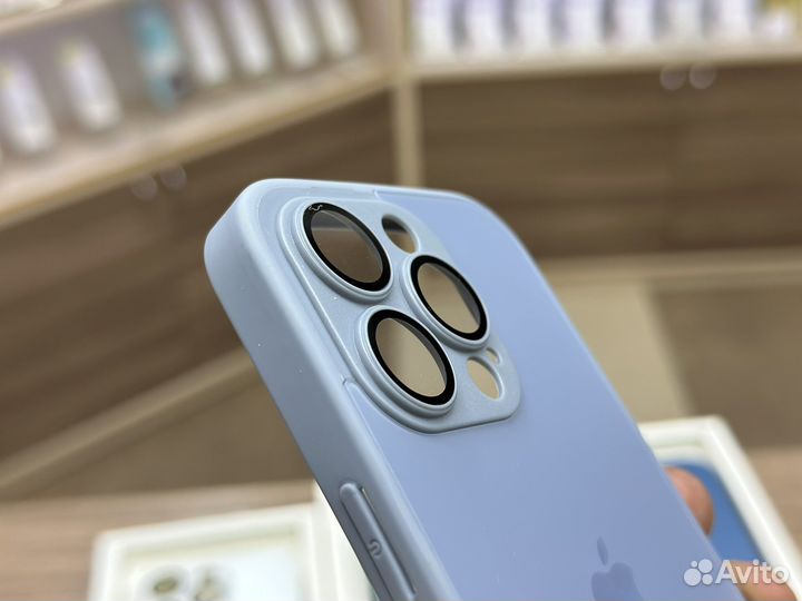 Чехол на iPhone 14 Pro