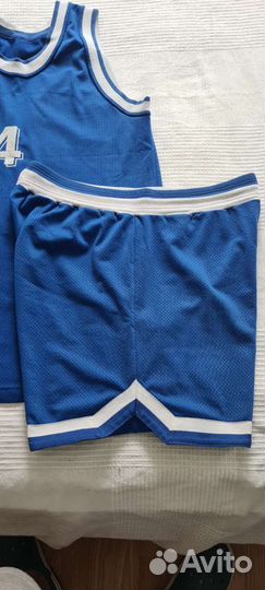Баскетбольная майка и шорты комплект