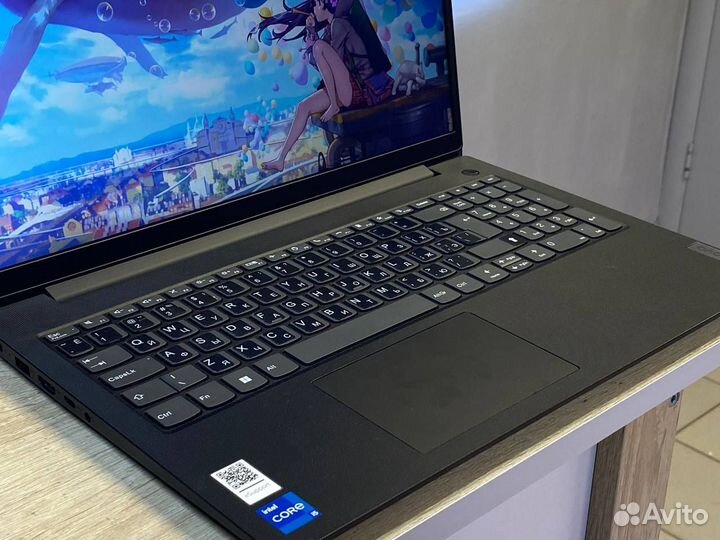 Ноутбук Lenovo Core i5-1135G7 8GB ram SSD 256gb
