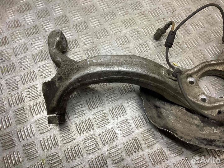 Цапфа/кулак поворотный передний правый Audi A6/RS6/S6