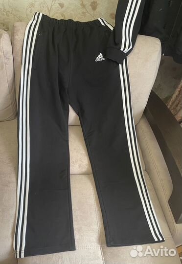 Спортивный костюм adidas женский