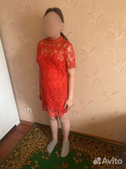 Платье кружевное zara basic M