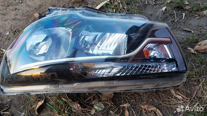 Фара левая,Lada Vesta sw cross