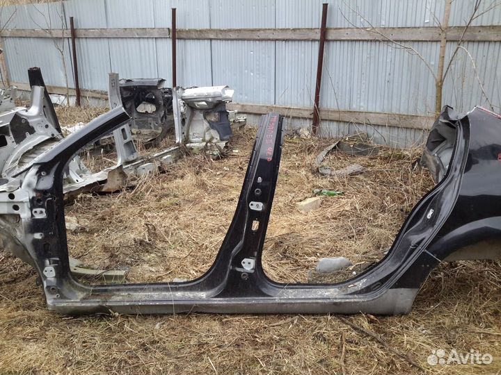 Кузовной элемент левый Renault Megane 2