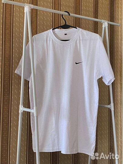 Футболка nike белая