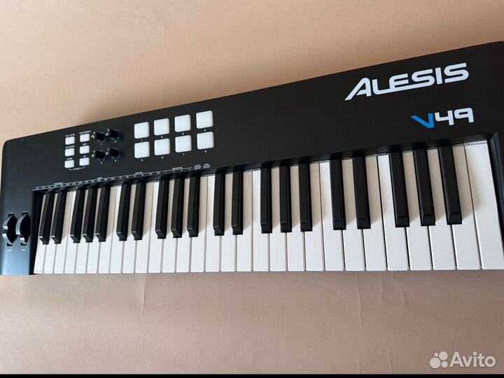 Alesis V49 mkii USB/midi-клавиатура