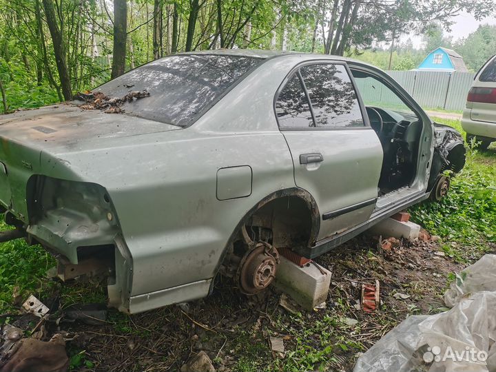 В разборе Мицубуси Галант 8 4G93 АКПП Японец