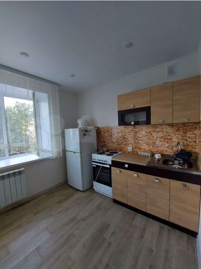 2-к. квартира, 65 м², 2/10 эт.