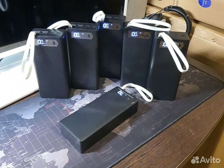 Мошный Повербанк на 50000mAh