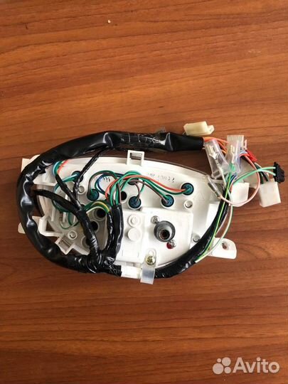 Sym Orbit 50 приборка