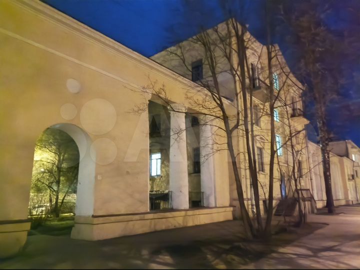 3-к. квартира, 91,5 м², 1/3 эт.