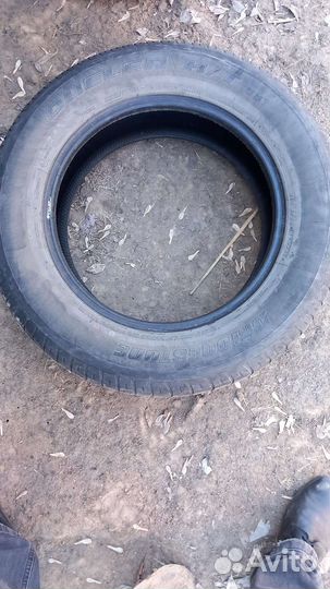 Bridgestone Dueler H/T 687 225/65 R17