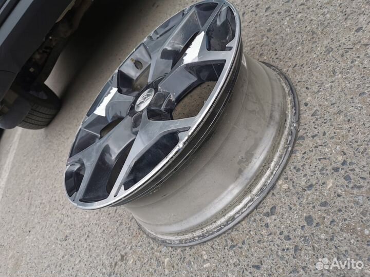 Литой диск r18 subaru