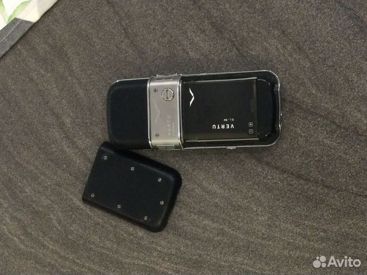 Vertu Ascent 2010, 32 ГБ
