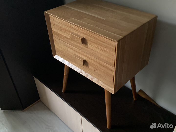 Тумба прикроватная из дуба