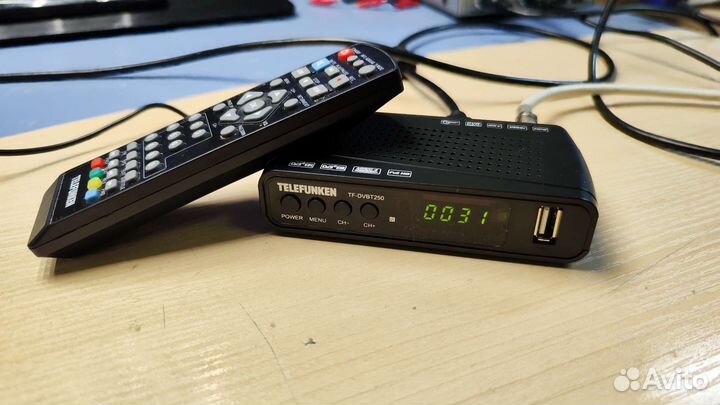 Цифровая приставка, эфирный приёмник / DVB-T2