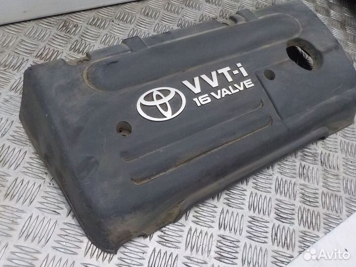 Крышка двигателя декоративная Toyota Corolla 2001