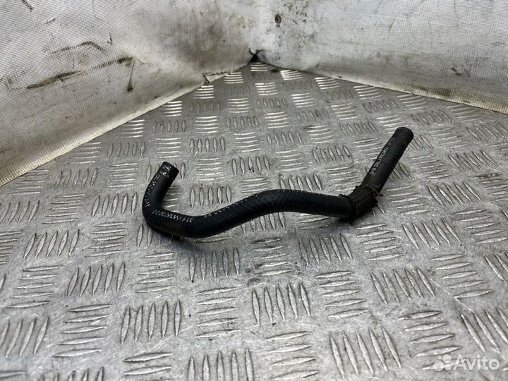 Патрубок системы охлаждения правый Toyota Land