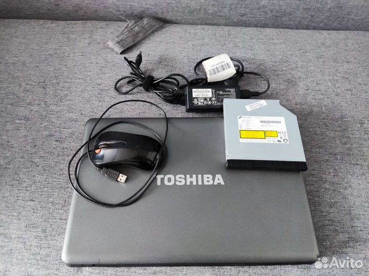 Ноутбук toshiba satellite c660