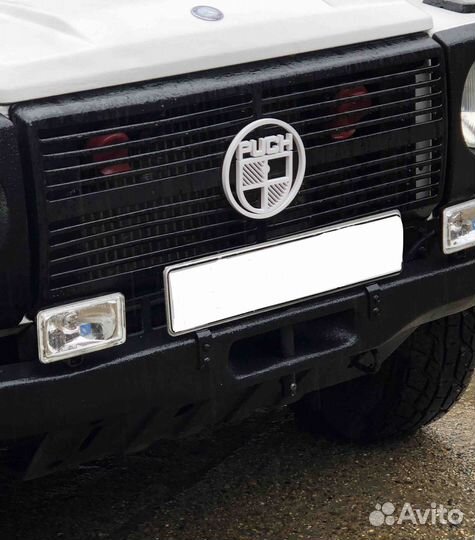 Продам эмблему на решётку радиатора Геленвагена