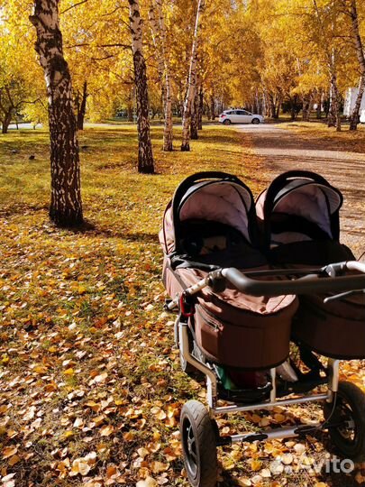 Коляска для двойни