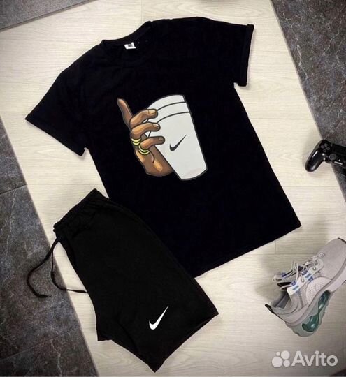 Спортивный костюм Найк