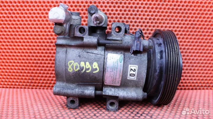 Компрессор кондиционера Hyundai Terracan HP J3 976