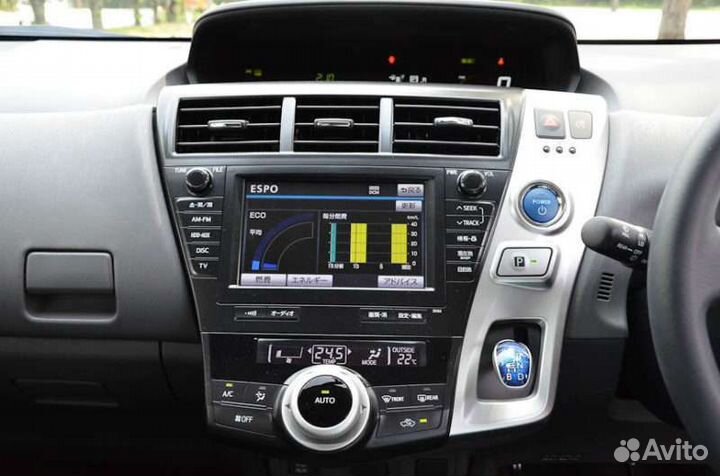 Рамка для магнитолы в а/м Toyota Prius Alpha