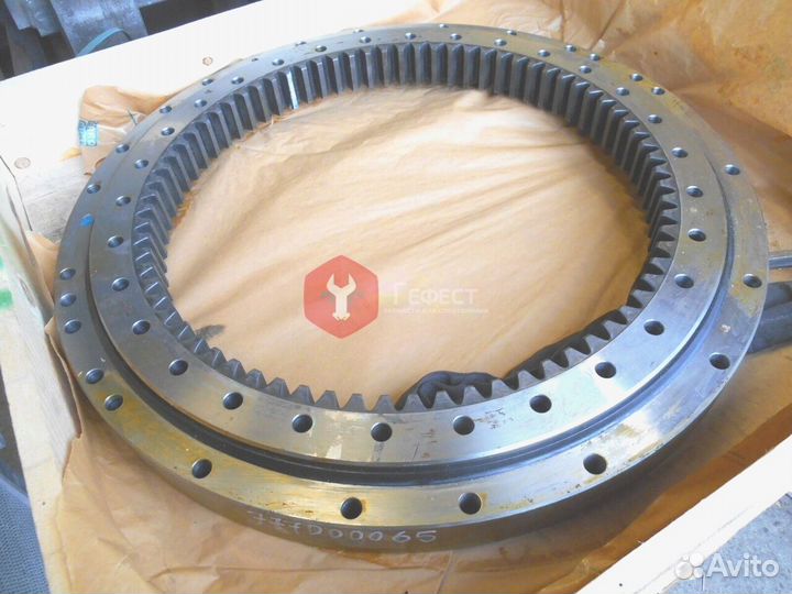 Опорно-поворотный круг R330LC-9 81N9-01023BG