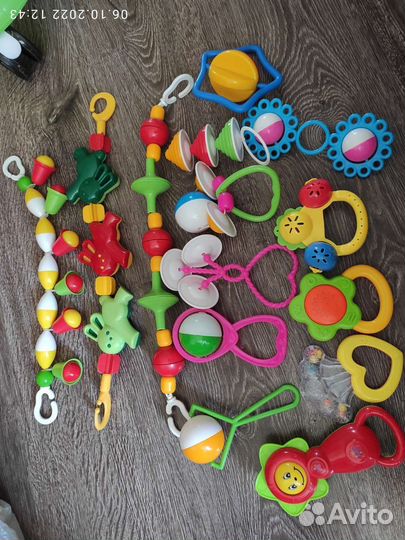 Игрушки погремушки