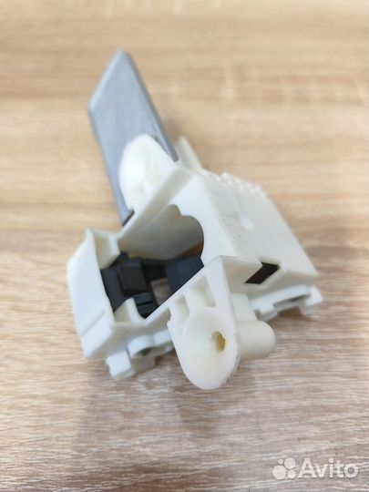 Замок посудомоечной машины Electrolux 1113150609