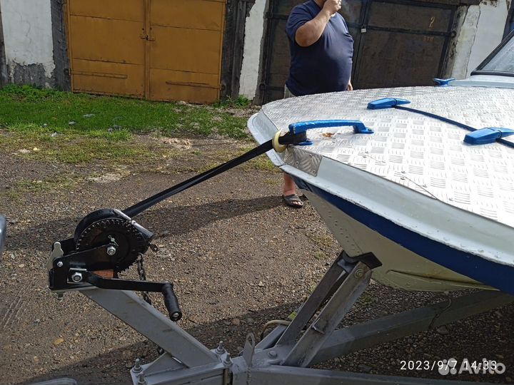 Обь 3 c с мотором tuhatcu 30 и прицепом