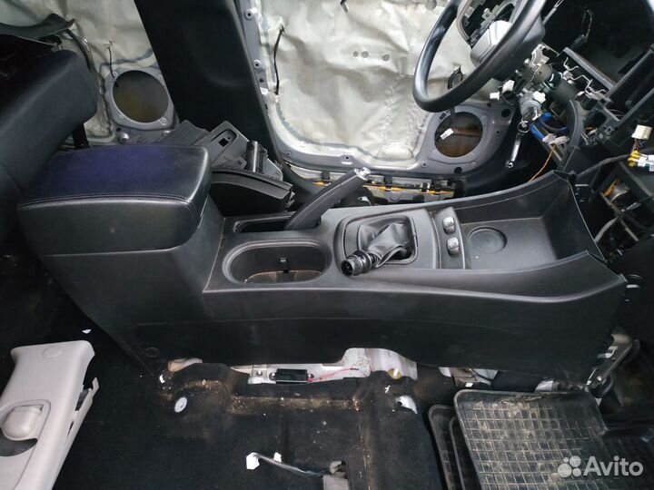 Обшивка двери Ssang Yong Actyon New 11-13г