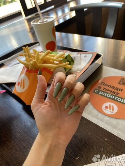 Маникюр и наращивание ногтей