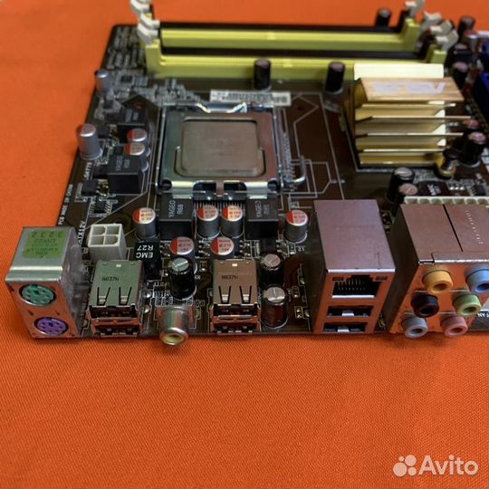 Материнская плата Asus P5Q Se2 на Lga775