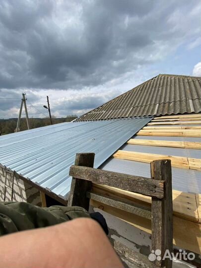 Бригада строителей