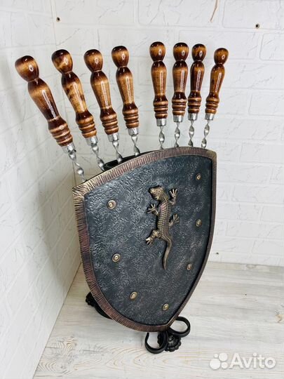 Шампурница кованная в виде щита арт.шн0516